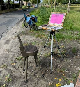 Watercolor/drawing box on tripod with Quacke folding chair.